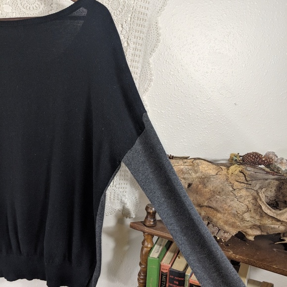 Athleta dolman sleeve colorblock sweater - Picture 3 of 8